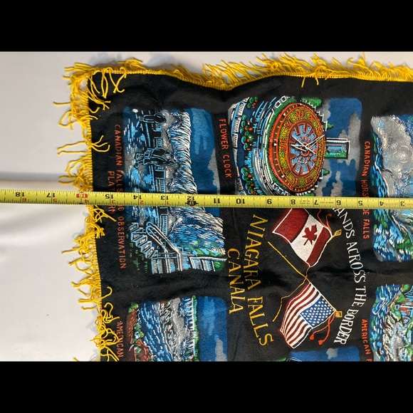 Vintage canada Niagara falls hands across the border fringe wall hanging. - Picture 2 of 4